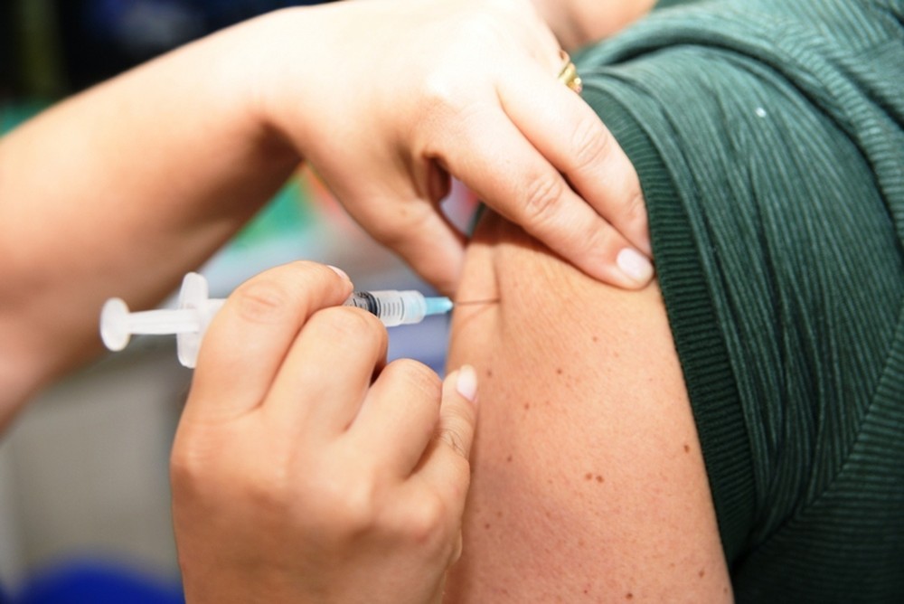 Vacinação contra a Covid-19 imuniza mais de 5 mil munícipes em único dia