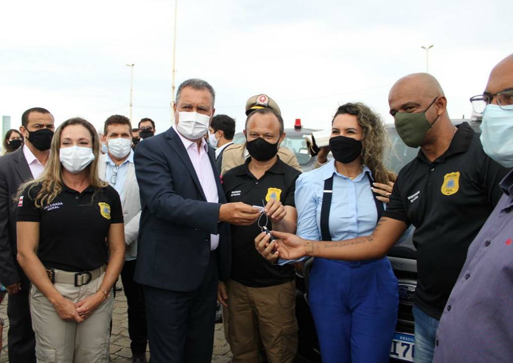 Prefeita esteve acompanhada do Governador Rui Costa, coordenador Moisés Damasceno e delegada Heloísa Campos