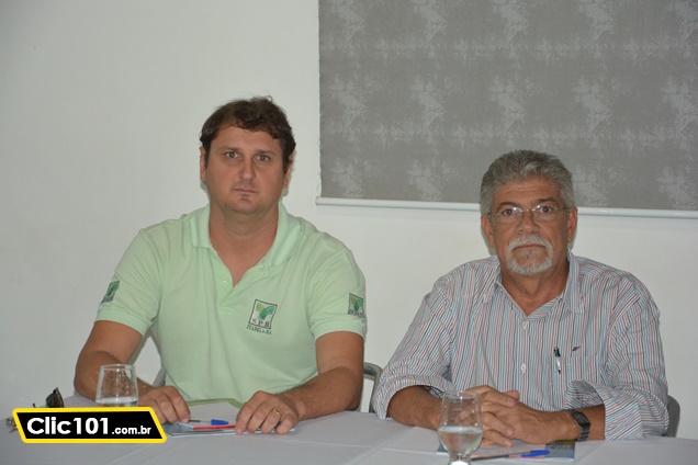 Ricardo Covre (Presidente do Sindicato dos Produtores Rurais de Itabela) e empresário Joaquim Tavares