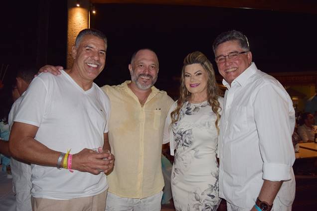 Toninho Cerezo, Guto de Paula e Deputado Jânio Natal com Cristinane Chiachio (Foto: Fred Fontes)