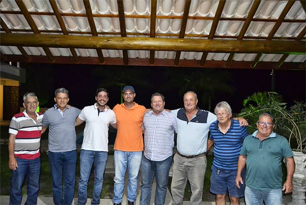 O pré-candidato a prefeito discute com os empresários, projetos de geração de emprego, chegada de novas empresas e reestruturação do comércio local