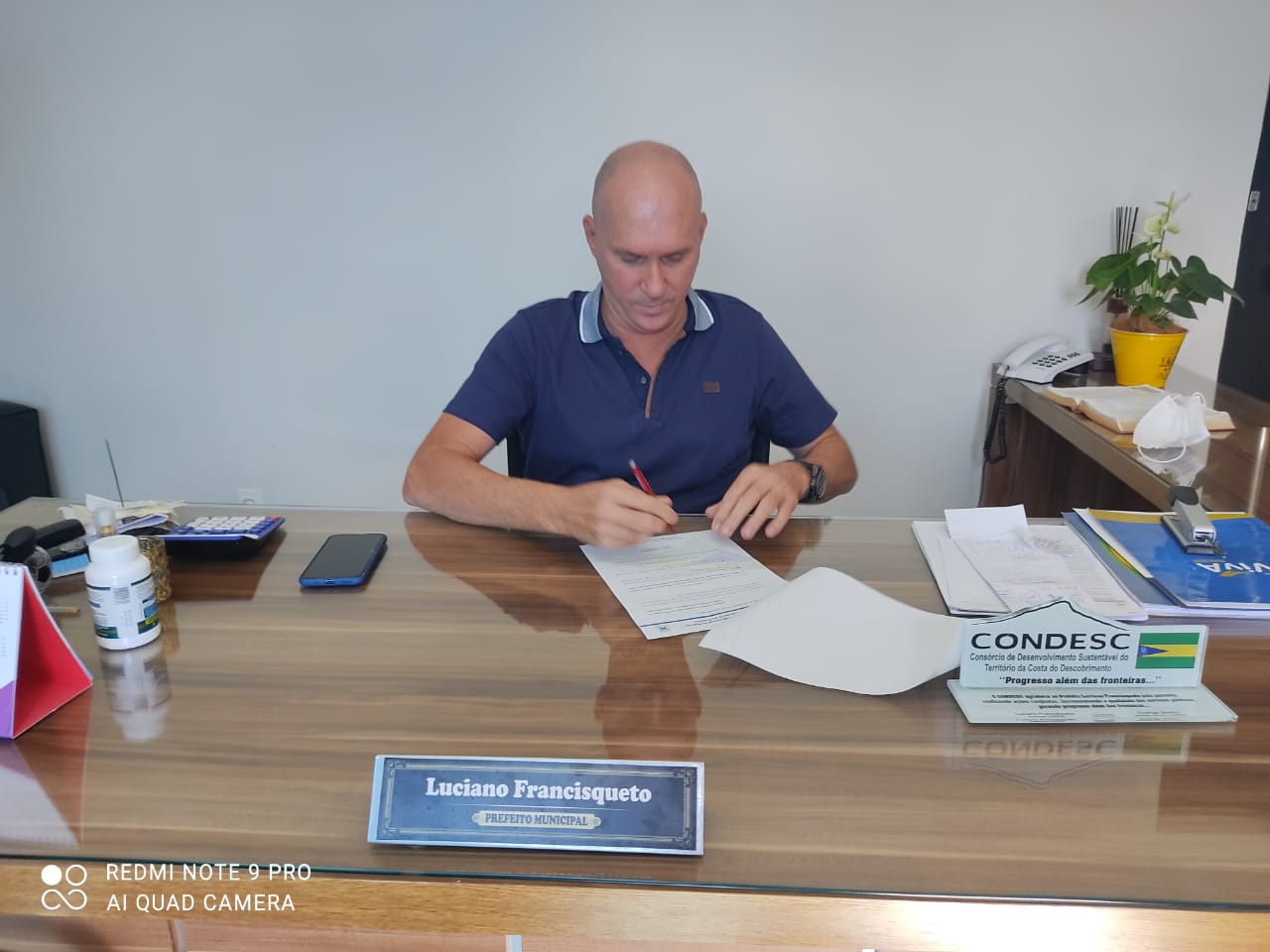 Prefeito Luciano Francisqueto assina homologação do processo seletivo