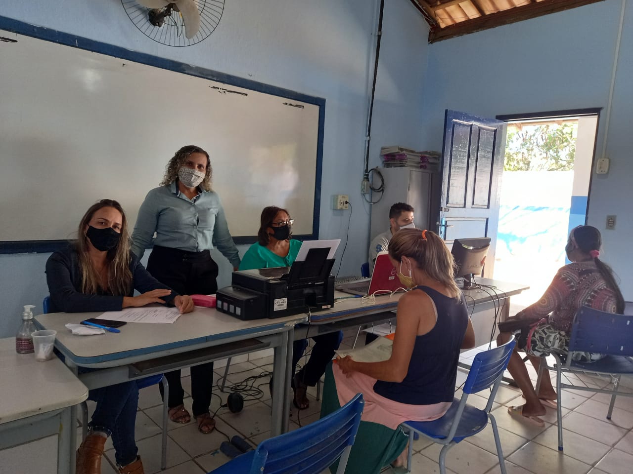 Equipes prestaram diversos serviços assistenciais à comunidade do Ponto Maneca