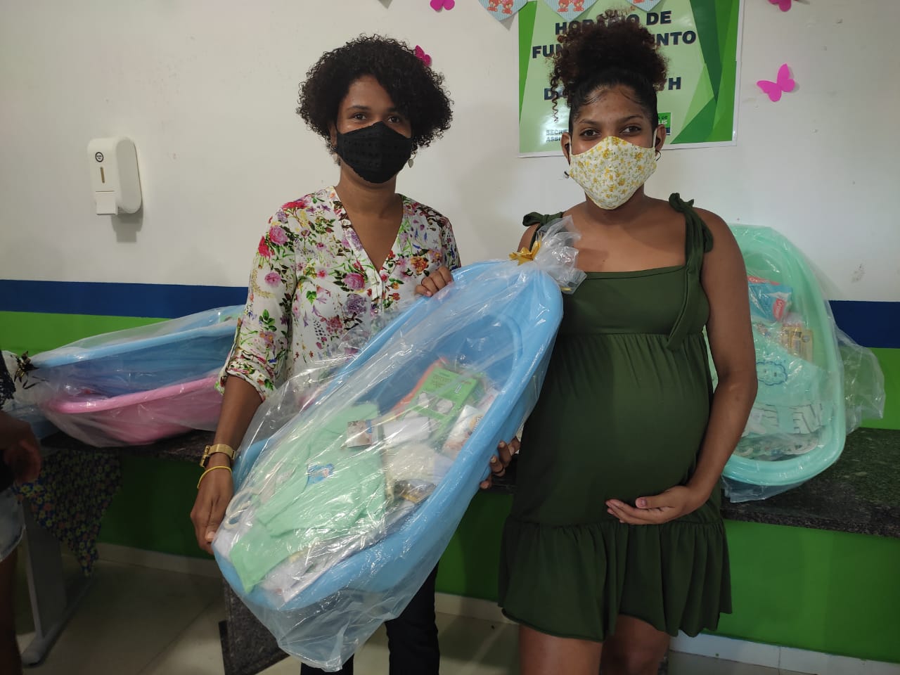 Kits para gestantes continham produtos de vestuário, suporte e higiene para bebês