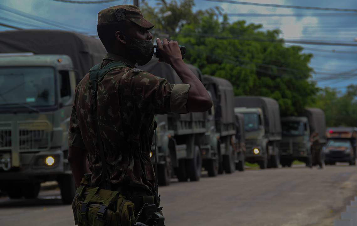 Exército Brasileiro chegou a Eunápolis após solicitação da prefeita Cordélia Torres