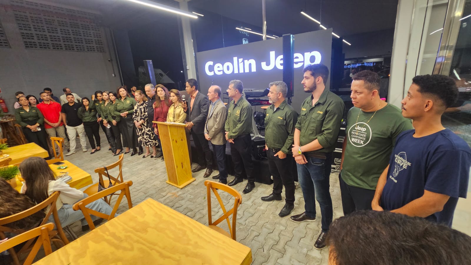 Família e equipe da Ceolin