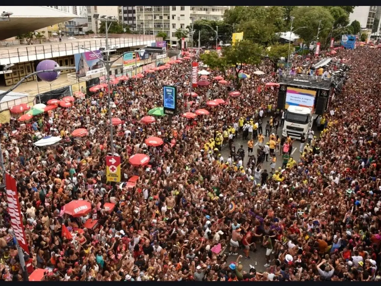 Carnaval de Salvador - Foto: Jos&eacute; Sim&otilde;es/Ag A TARDE.