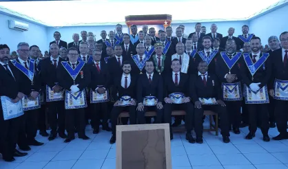 Renovando forças, Loja Maçônica Fraternidade 5 de Novembro conta com mais 4 Mestres Maçons