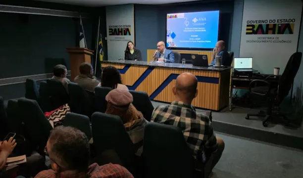 Fórum Baiano de Comitês de Bacias Hidrográficas finaliza plenária debatendo o futuro da gestão da água no estado