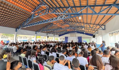 Alunos da rede municipal de Itabela retornam às aulas e iniciam ano letivo de 2026 com entusiasmo