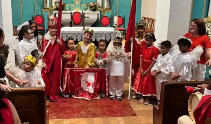 Festa do Divino transforma Trancoso em cenário de fé, tradição e encontros no Quadrado Histórico