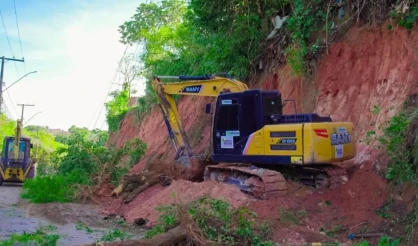 Prefeitura intensifica serviços na Ladeira do Baianão após danos causados pelas chuvas